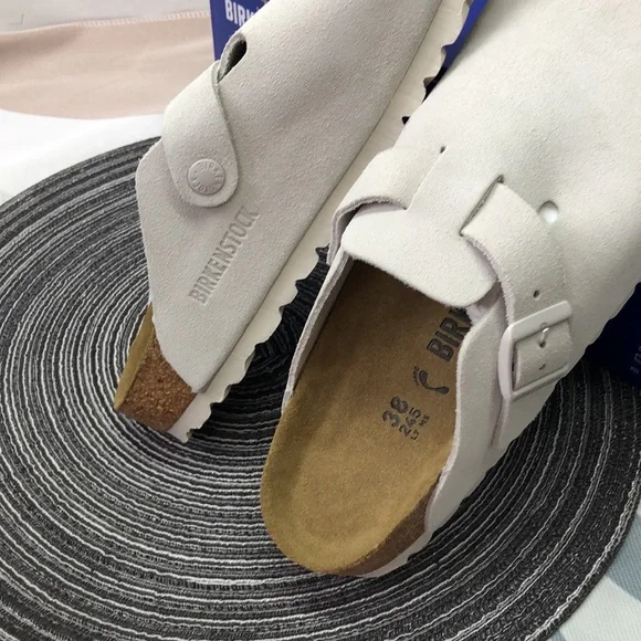🔥 Women's Birkenstock Boston Narrow Fit Suede Shoes - Brand New with Tags - Picture 4 of 5